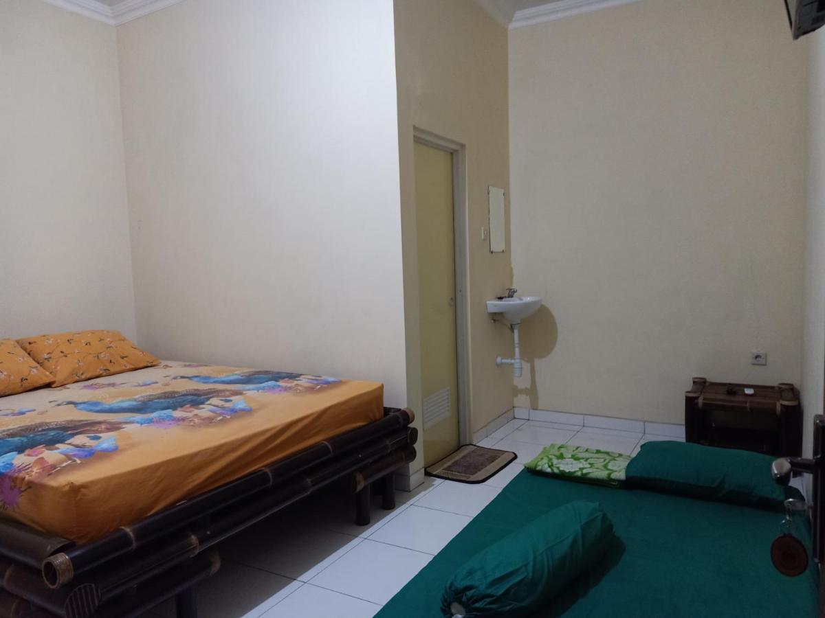 Kumojoyo Homestay Magelang Luaran gambar