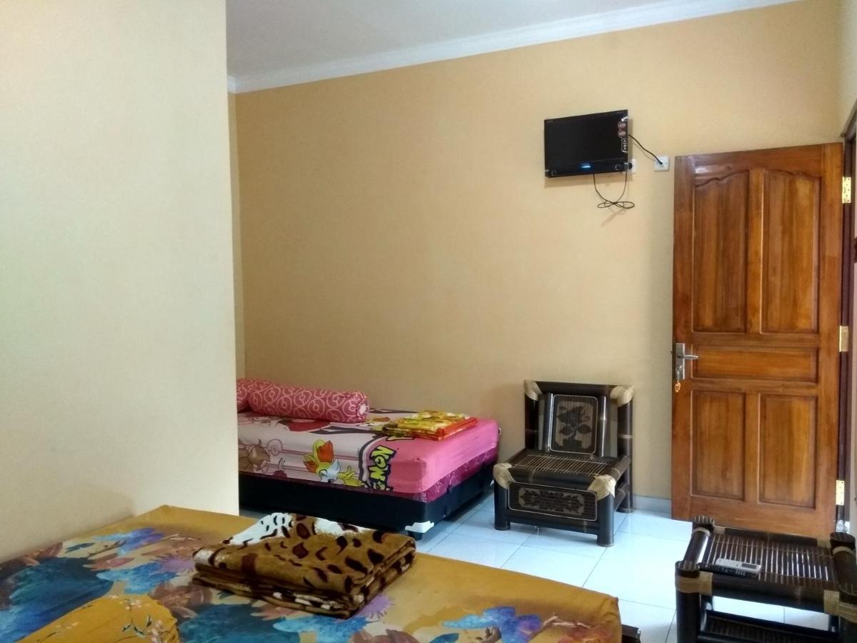 Kumojoyo Homestay Magelang Luaran gambar