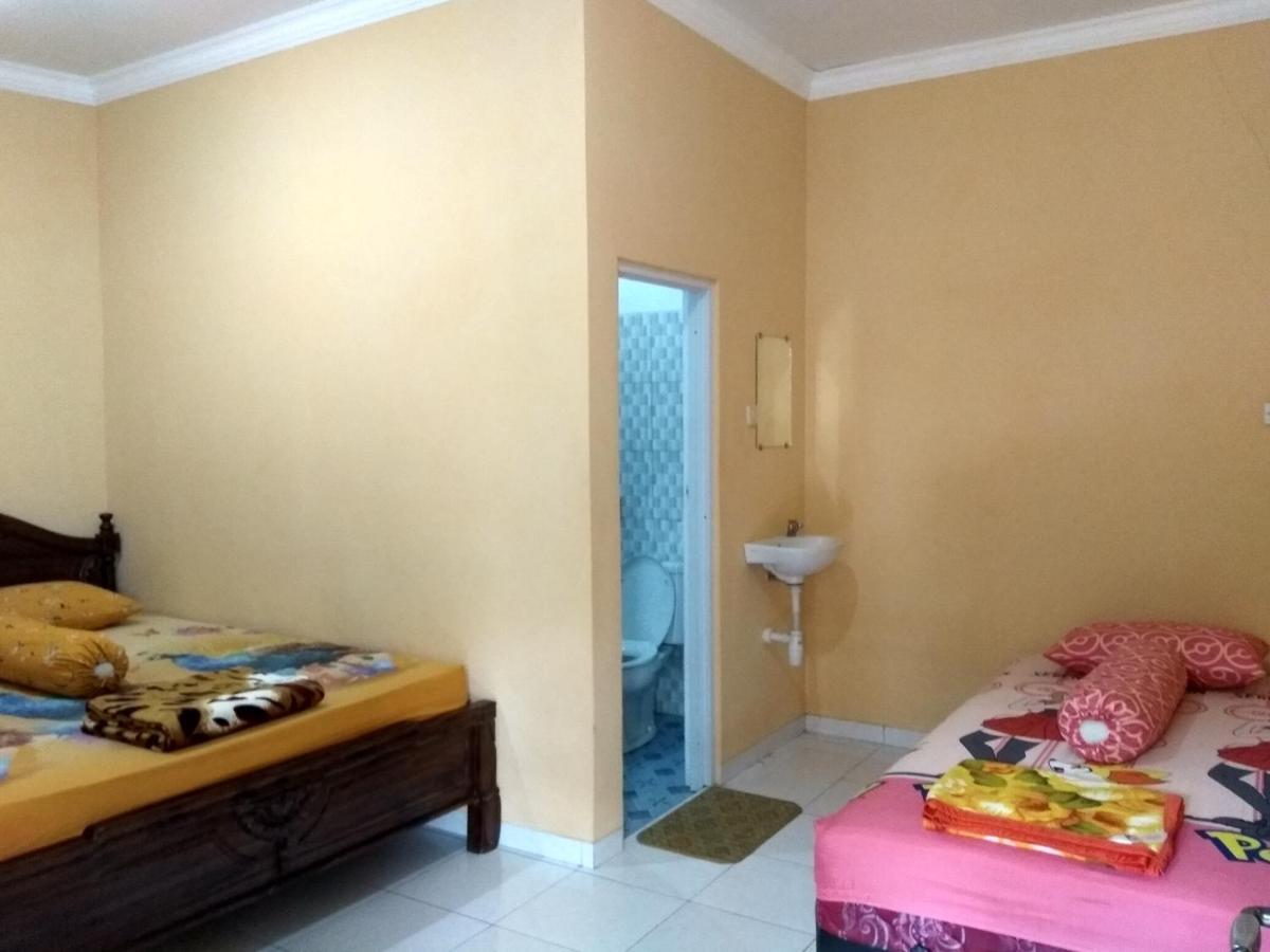 Kumojoyo Homestay Magelang Luaran gambar